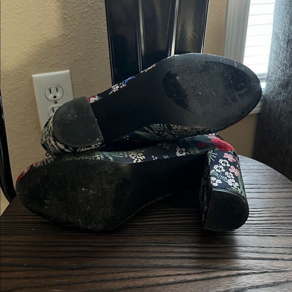 Attention Navy Floral Embroidered Ankle Boots - Picture 6 of 9